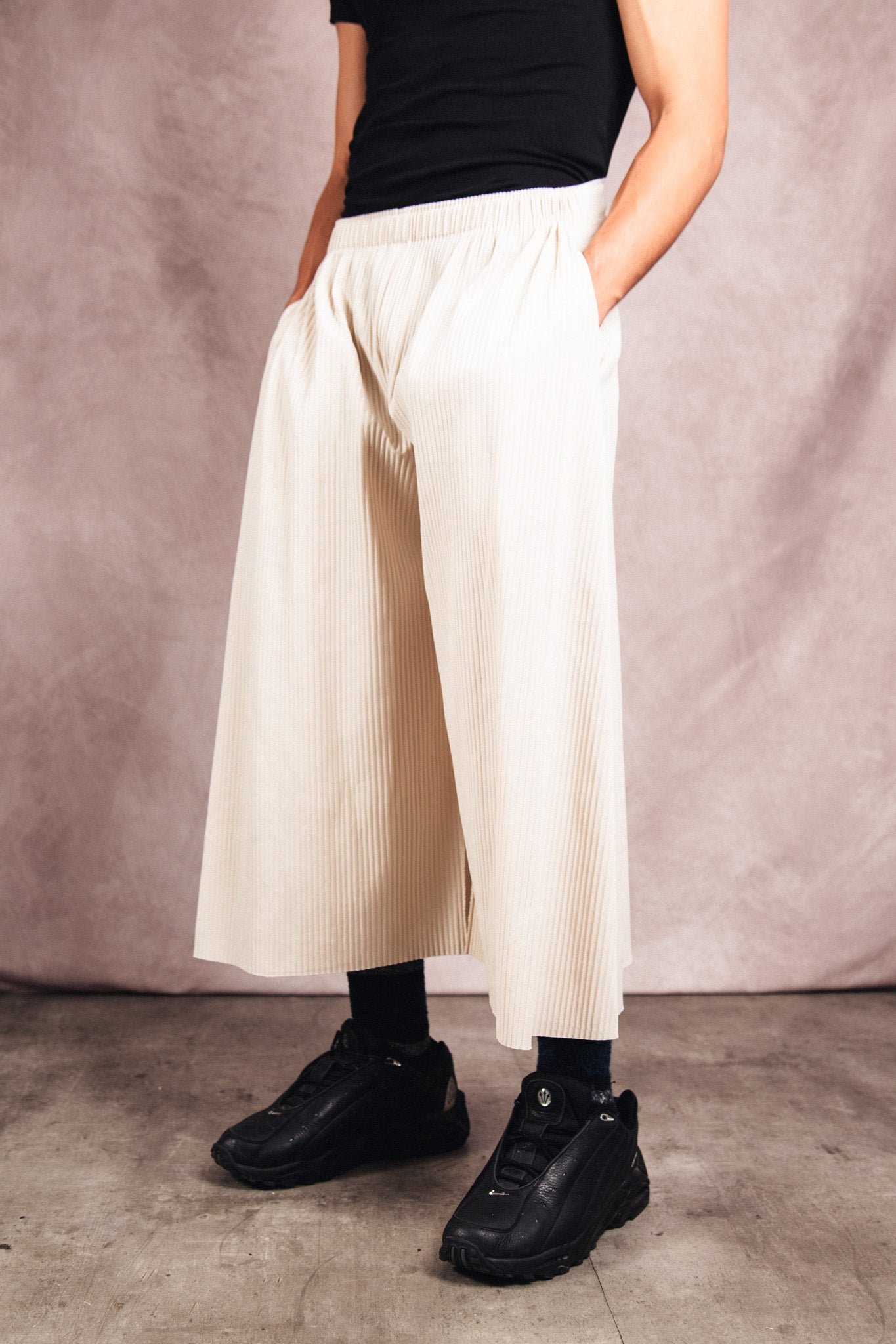 Issey Miyake Me Jumbo Pleat Wide Cropped Trousers