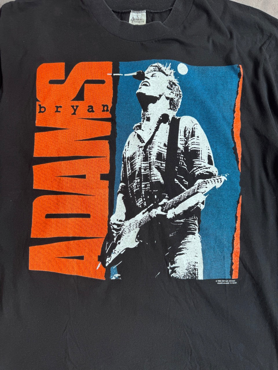 1992 Bryan Adams 'Waking Up the World' Single Stitch Graphic Tee