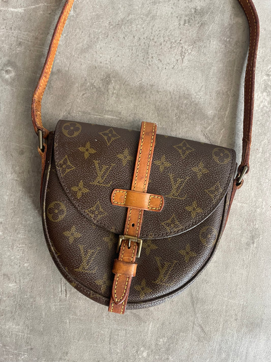 Louis Vuitton Chantilly Monogram Canvas Crossbody Bag