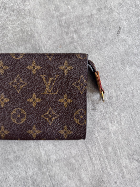 Louis Vuitton Monogram Toiletry Pouch 15