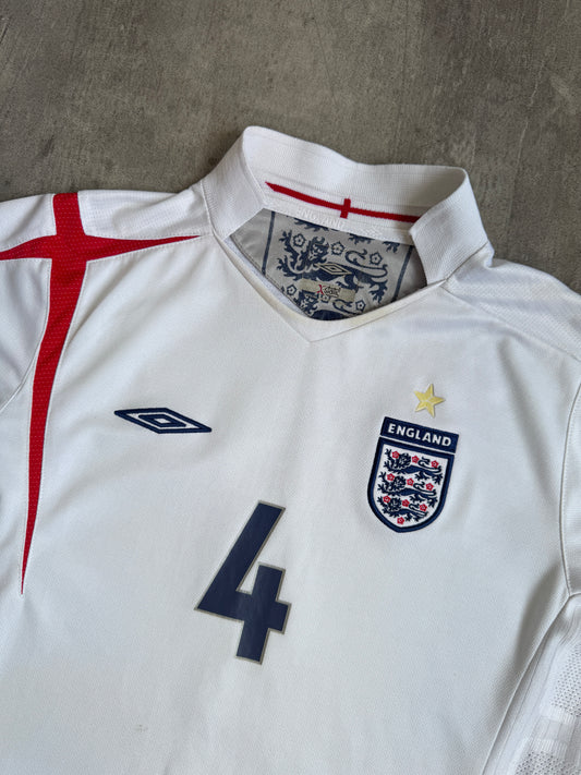 2005-07 England x Umbro '4' Gerrard Home Football Tee