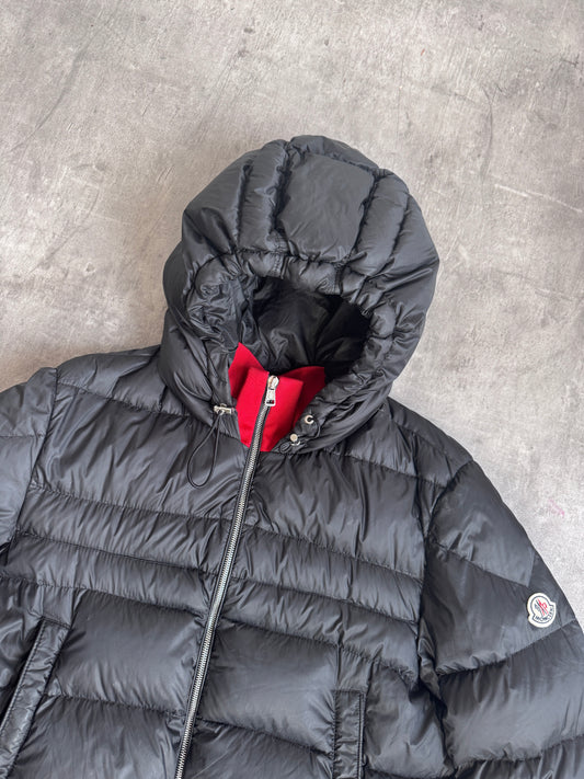 Moncler Dist Clamart Black Nylon Goose Down Red Rib Knit Detailed Puffer