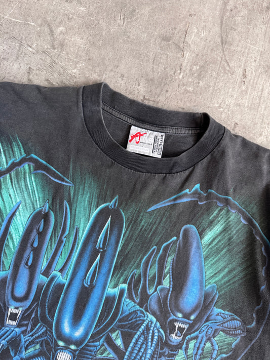 Aliens 1993' Mega Alien Xenomorph Graphic Tee