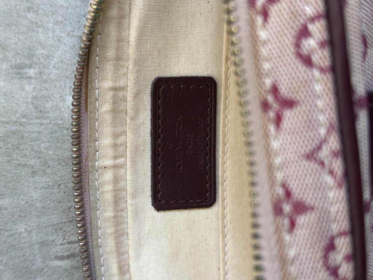 2001 Louis Vuitton Juliette Mini Lin Crossbody Bag
