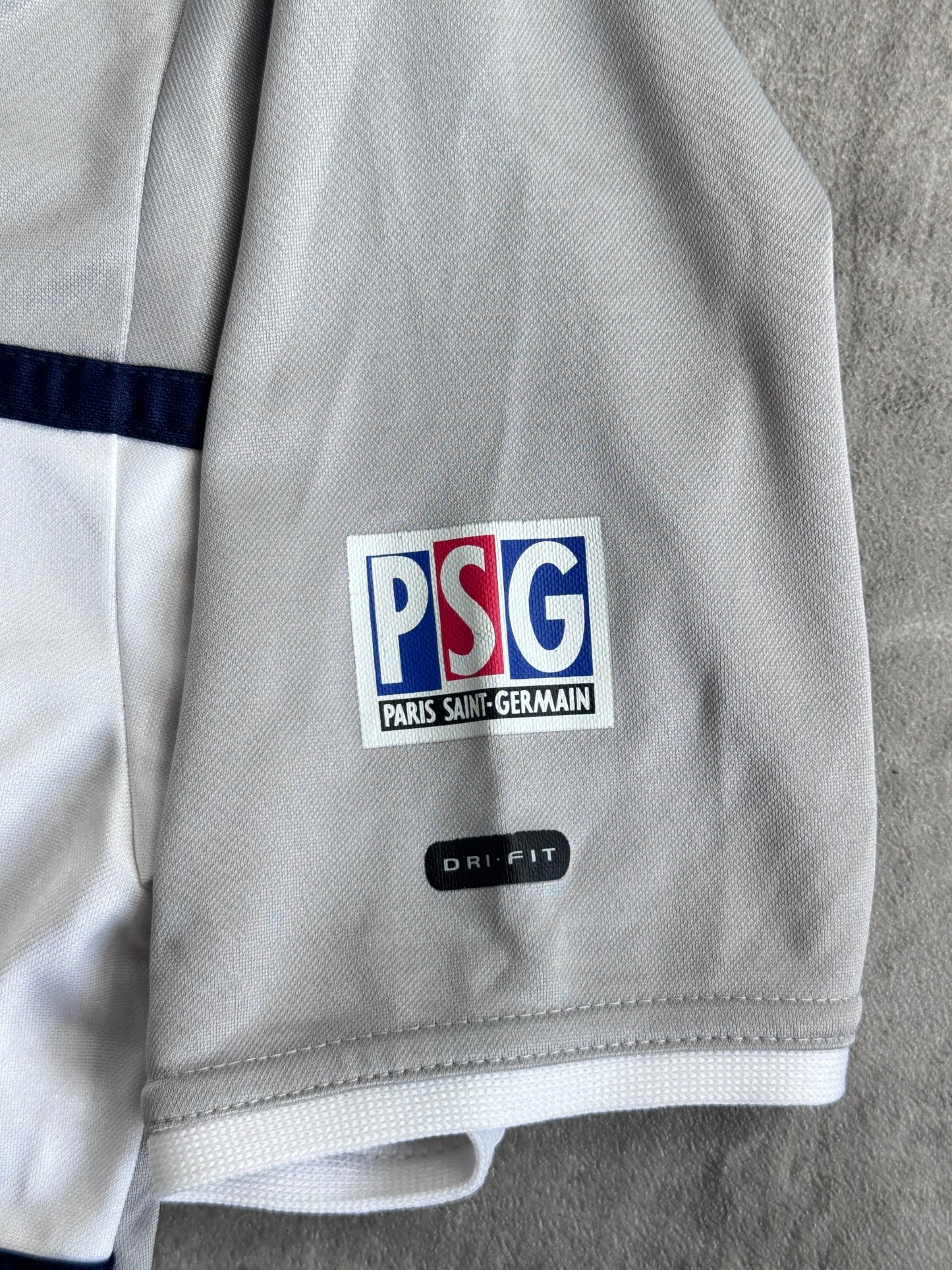 2001/02 PSG Away Nike Football Shirt