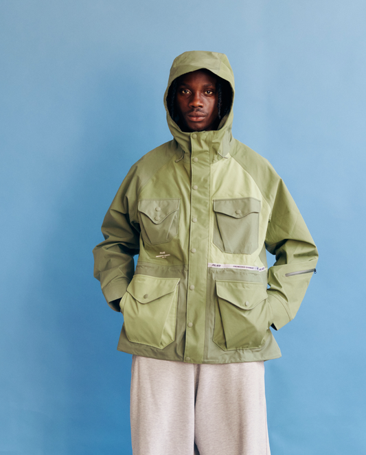 Palace Engineered Garments Gore-Tex Field Parka Olive