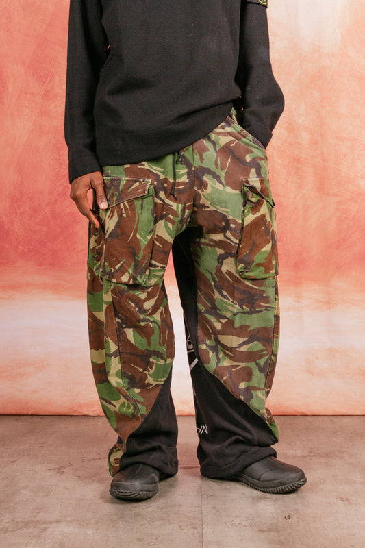 VT Rework: Oversized Stussy Camoflague Drawcord Sweatpants