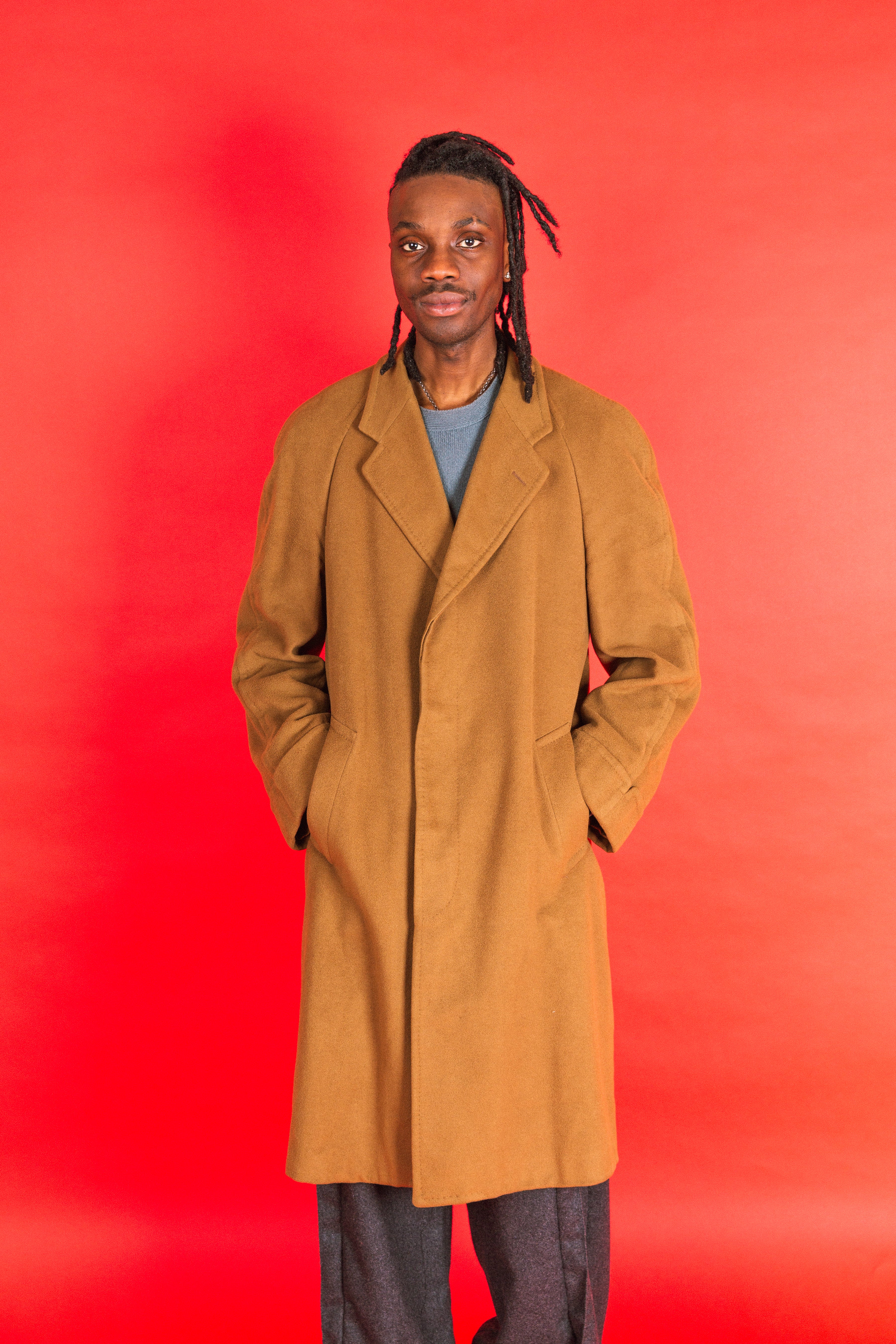 Loro Piana Camel Brown Cashmere Wool Overcoat – Vintage