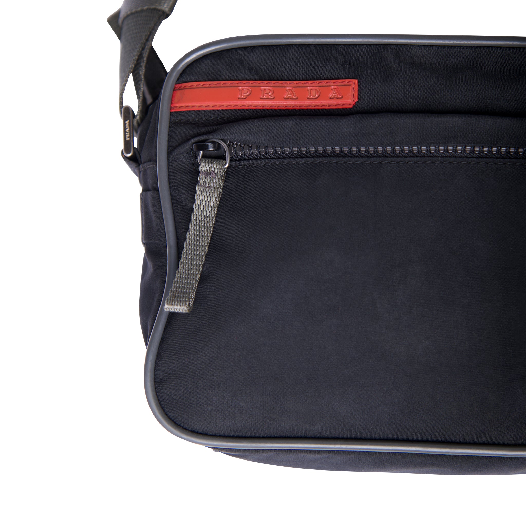 Prada プラダ　Sport マルチポケット クロスボディバッグ Prada Sport Black Multi Pocket Crossbody Bag – Vintage