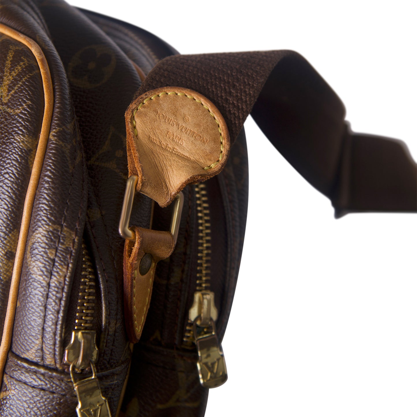 Louis Vuitton Reporter PM Shoulder Bag