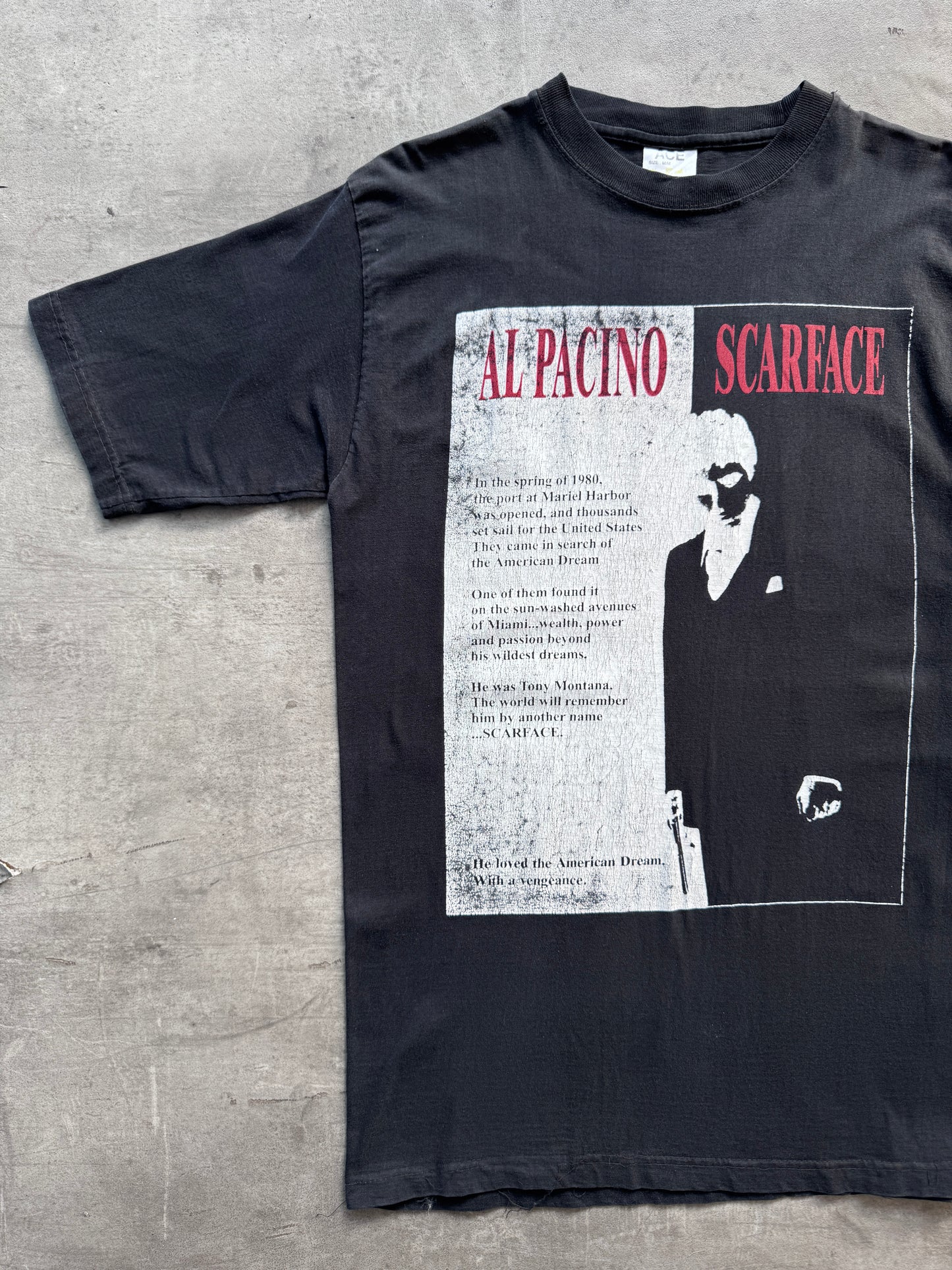 2000s Scarface Al Pacino Dark Graphic Tee