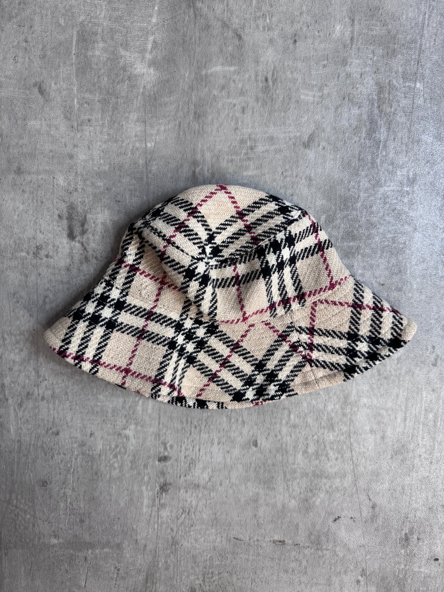 Burberry Classic Nova Check Bucket Hat