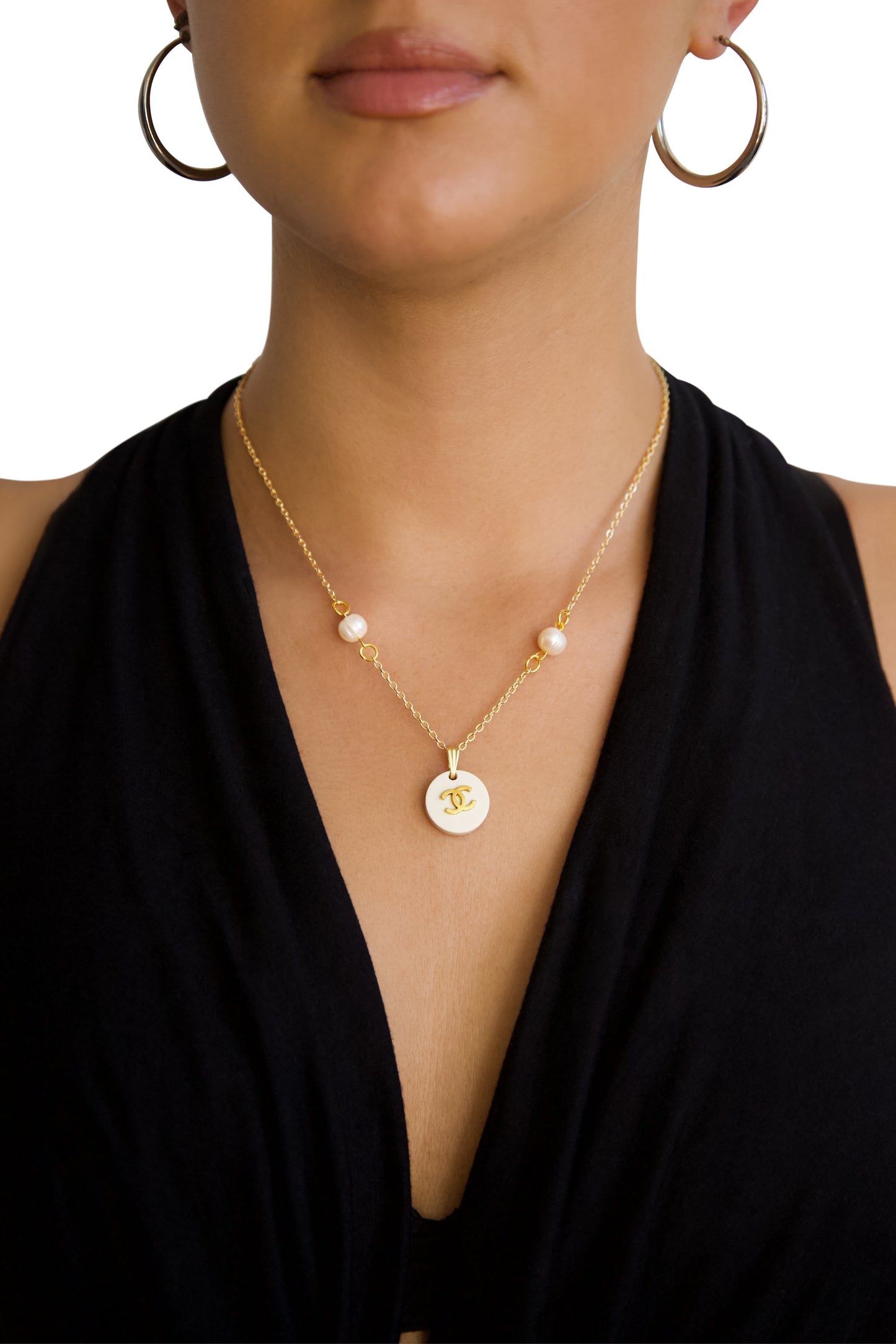 VT Rework : White Chanel Cultured Pearl Necklace