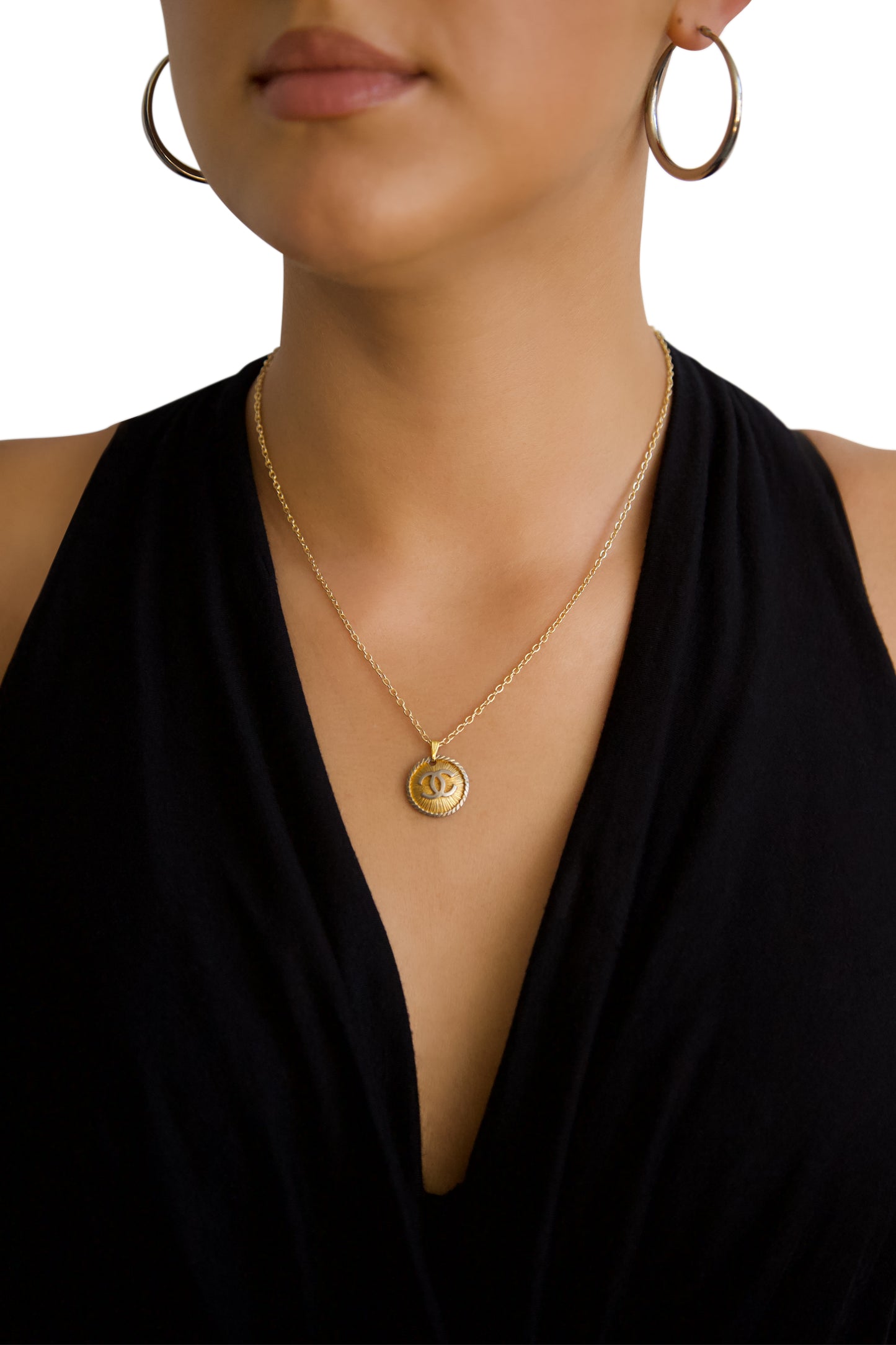 VT Rework : Classic Logo Chanel Reworked Necklace