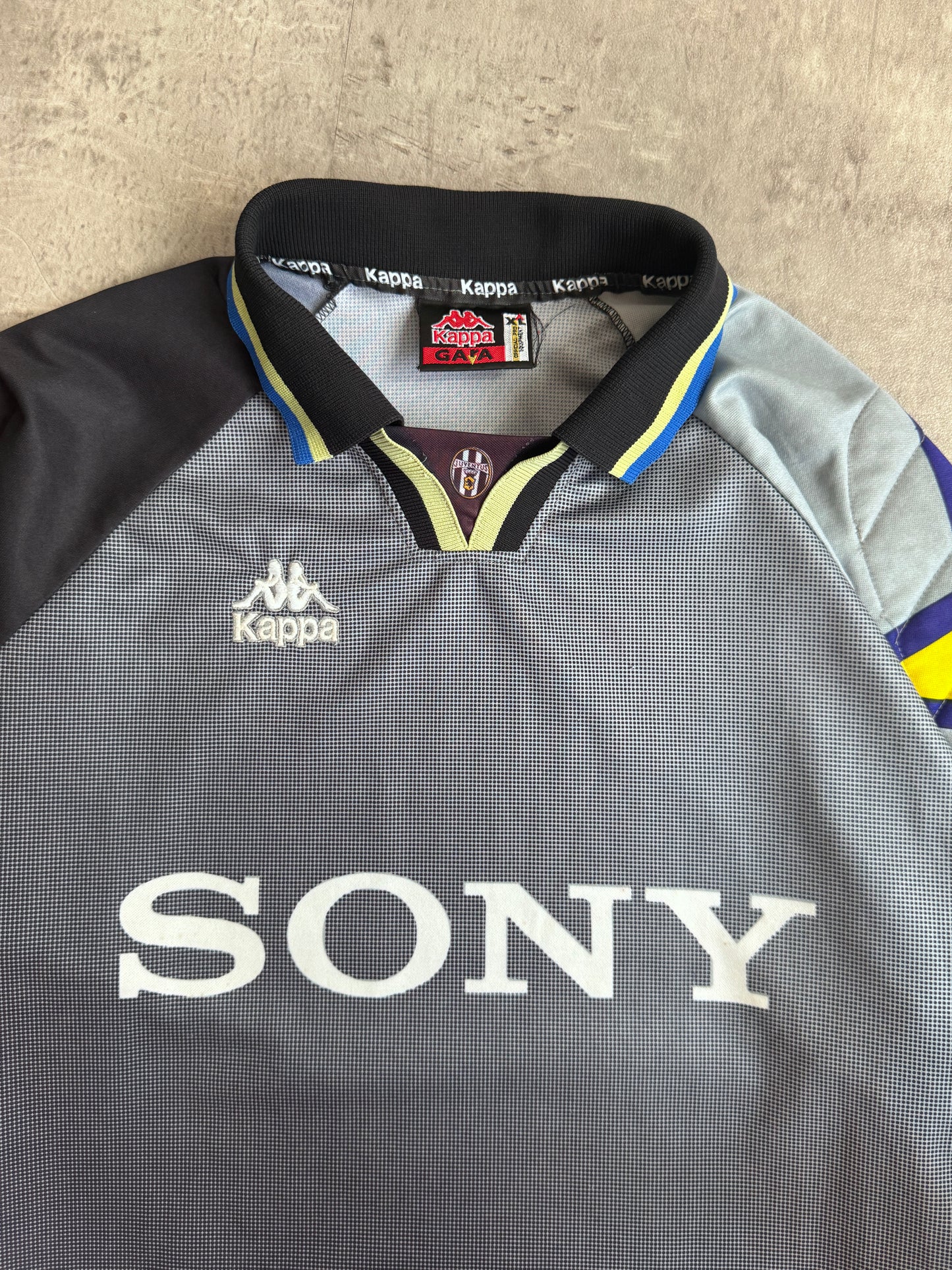 1995/97 Kappa x Juventus Home GK Shirt