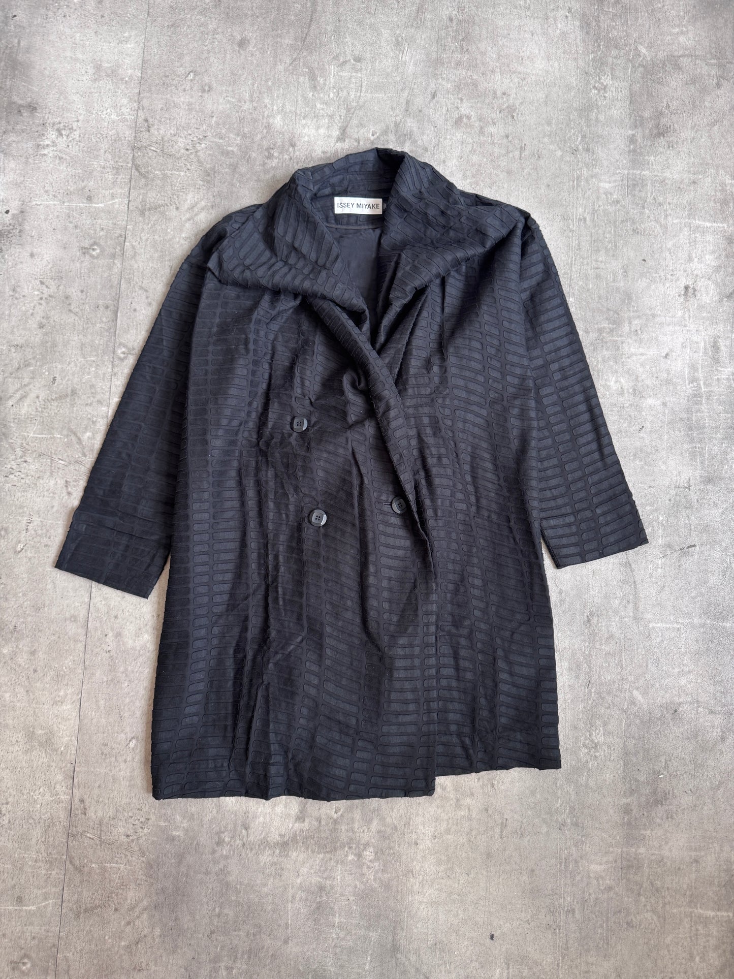 S/S 2017 Issey Miyake Block Textured Fold Coat