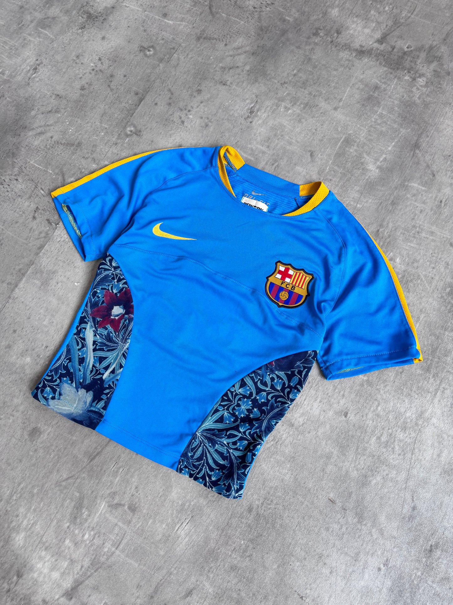 VT Rework: Barcelona 3rd Football Shirt Lace Trim Top