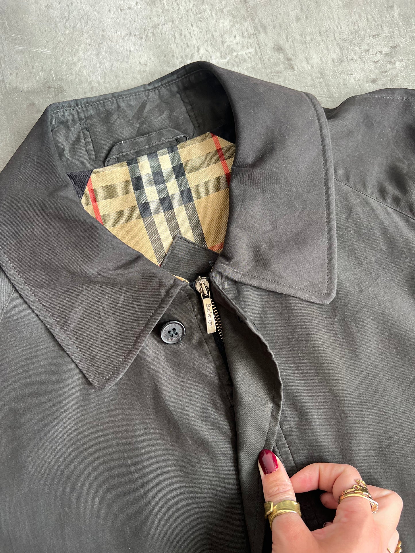 Burberry Cinch Waist Black Cropped Trench
