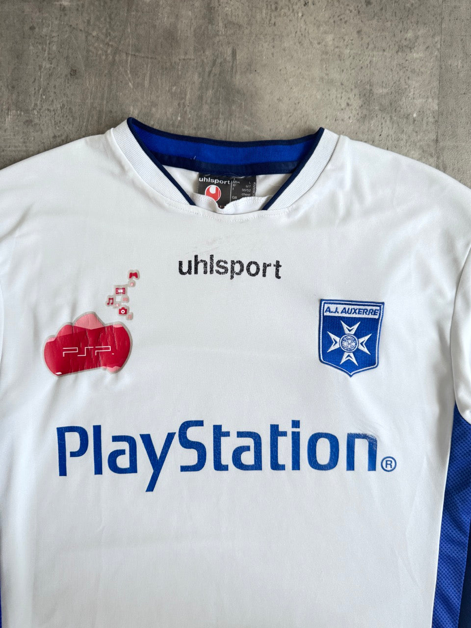 2005/06 Auxerre Football Home Shirt