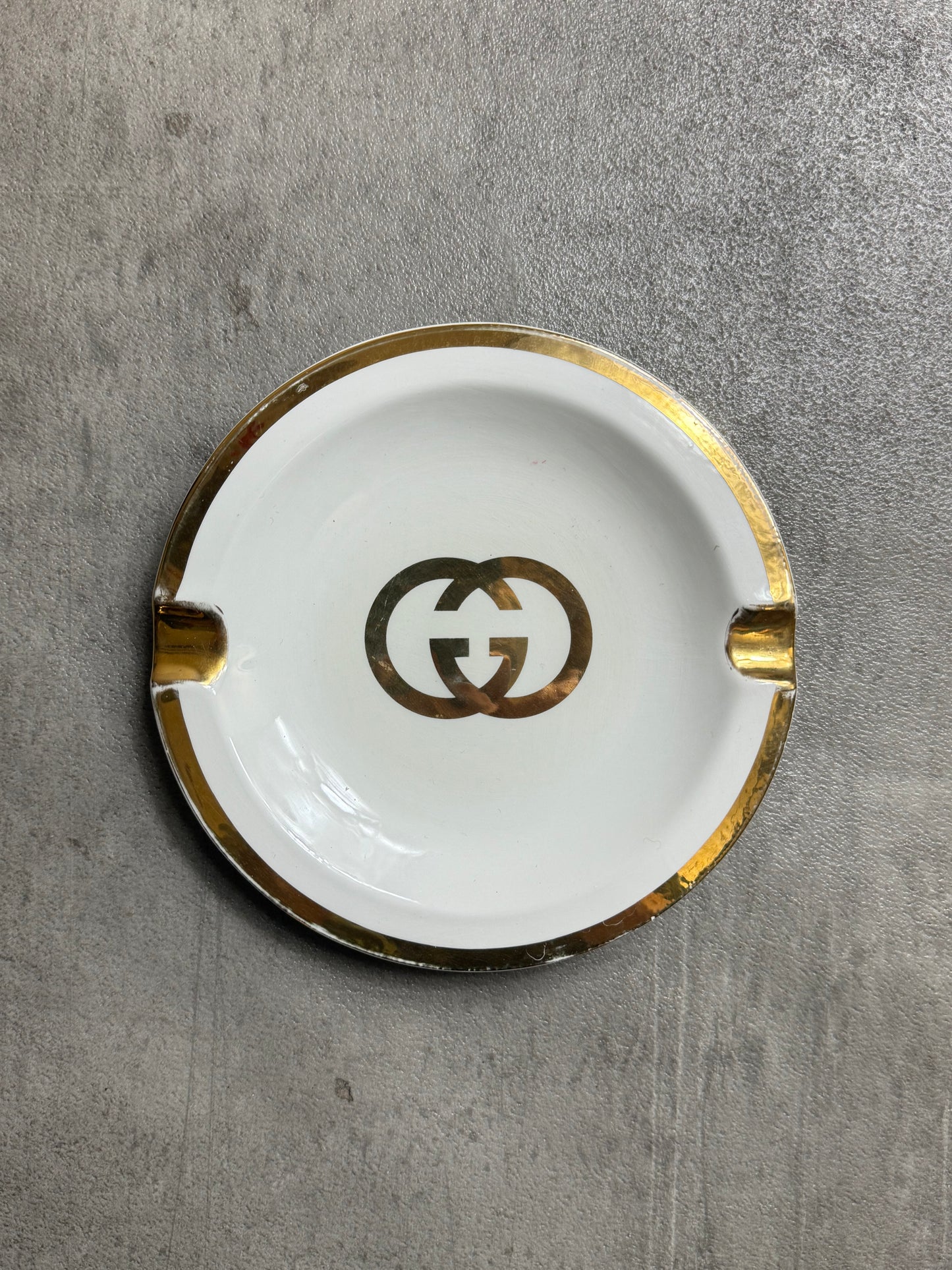 Gucci White and Gold Porcelain Ashtray