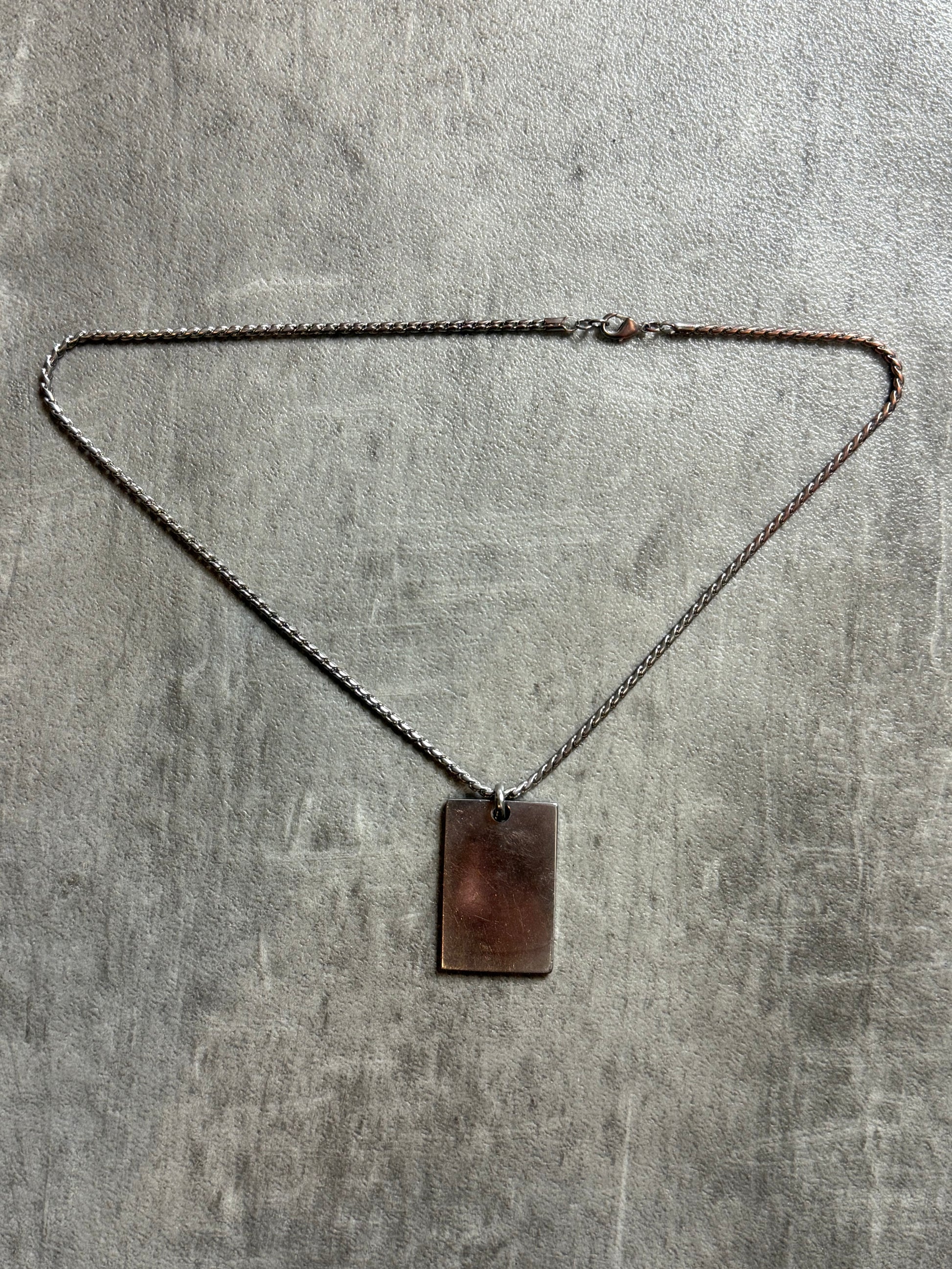 D&G Logo Dog Tag Necklace – Vintage D&G Logo Dog Tag Necklace – Vintage