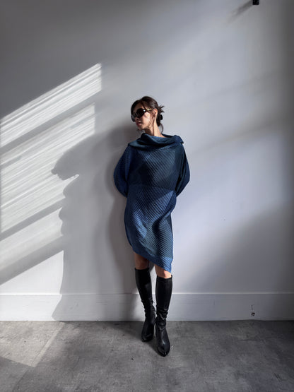 S/S 2004 Issey Miyake Blue Tonal Curve Pleated Midi Dress