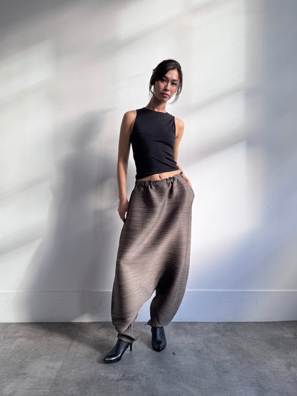 S/S 2006 Issey Miyake Pleats Please Lantern Pleated Harem Trousers FA276: SD284(01)