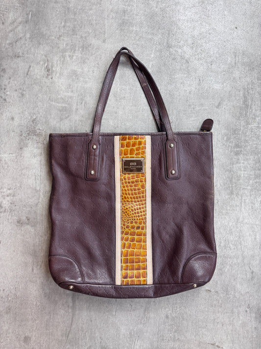 Balenciaga Logo Embossed Leather Shoulder Bag