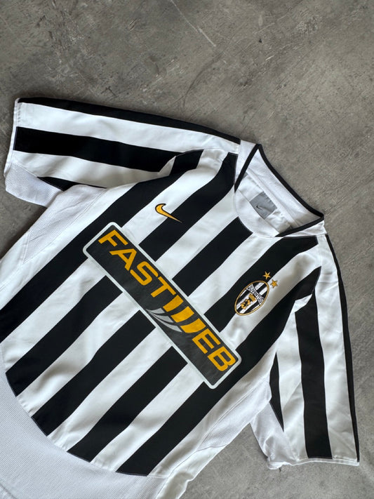 2003/04 Juventus x Nike Home Football Shirt
