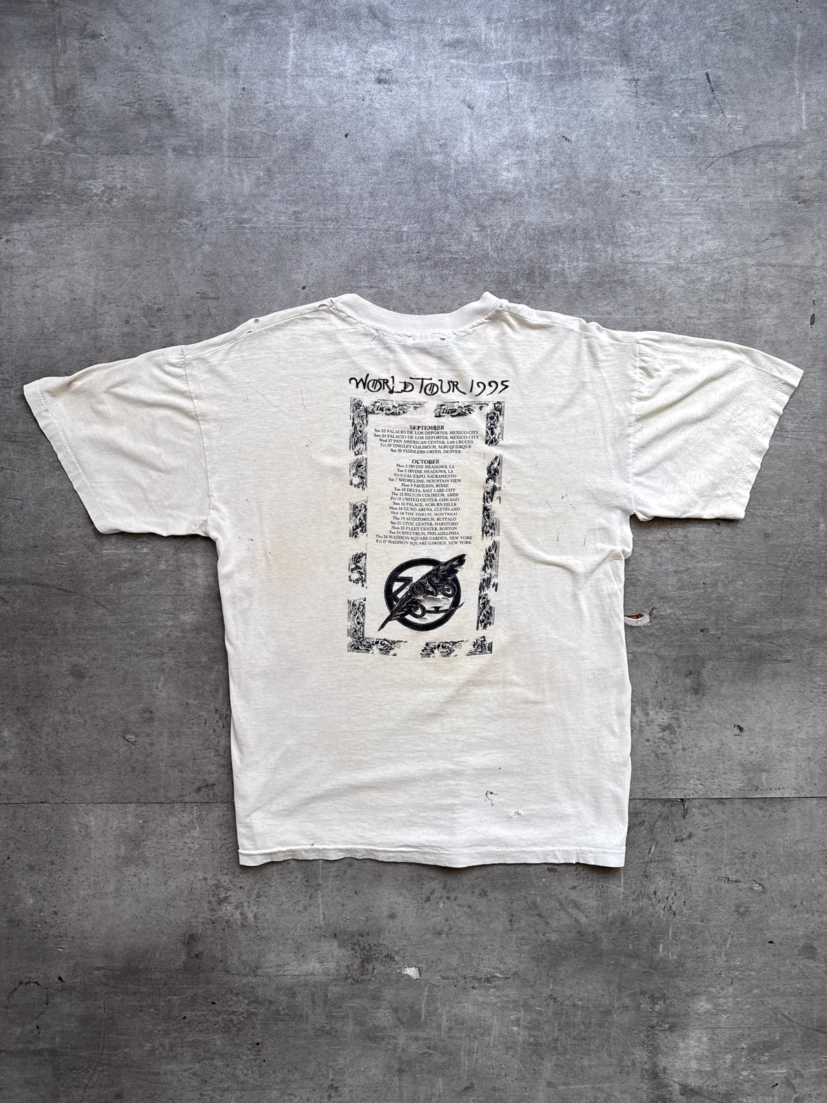 1995 Led Zeppelin Cream Distressed Tour Graphic Tee