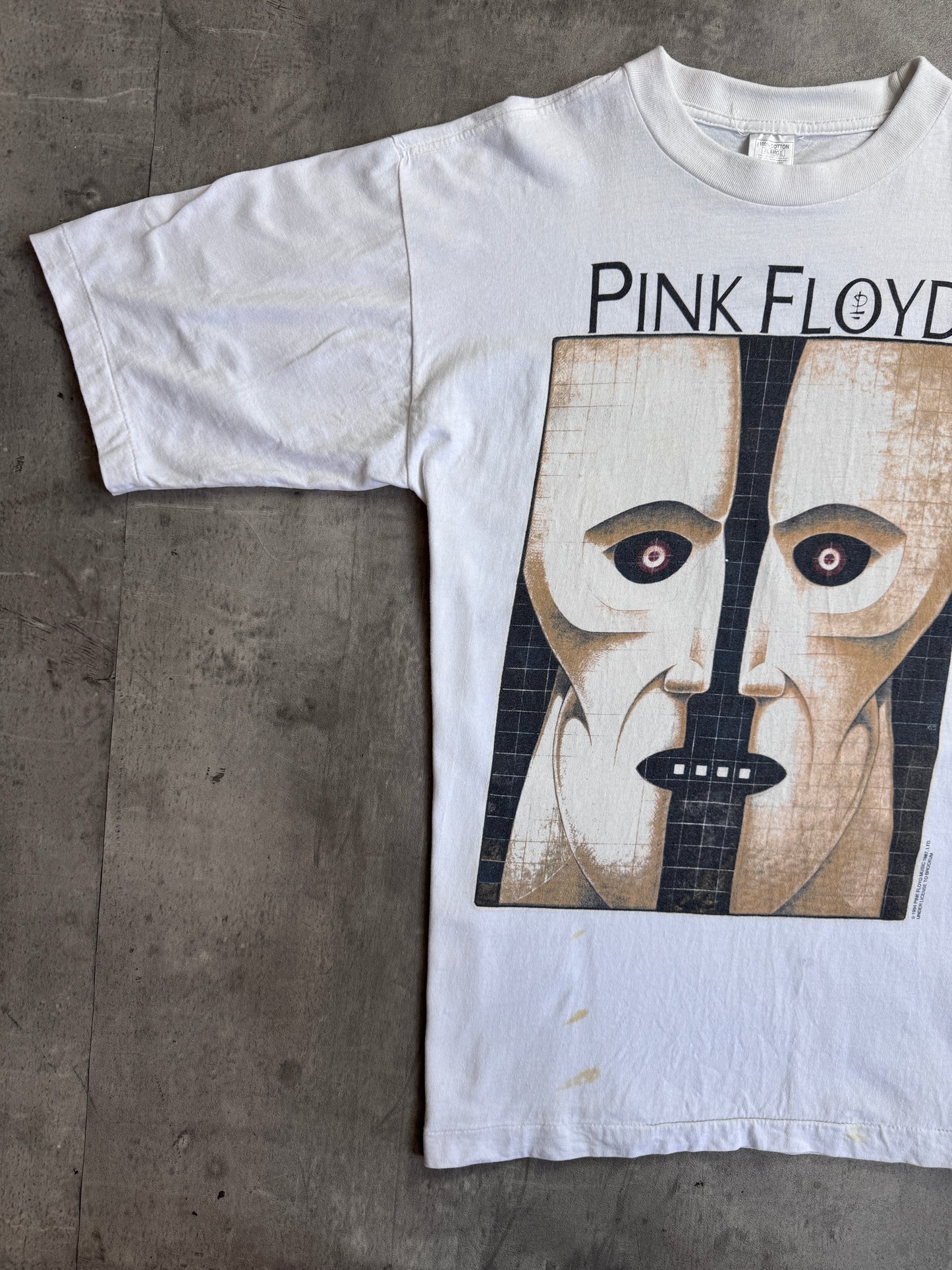 Pink Floyd 94' Division Bell World Tour Graphic Tee