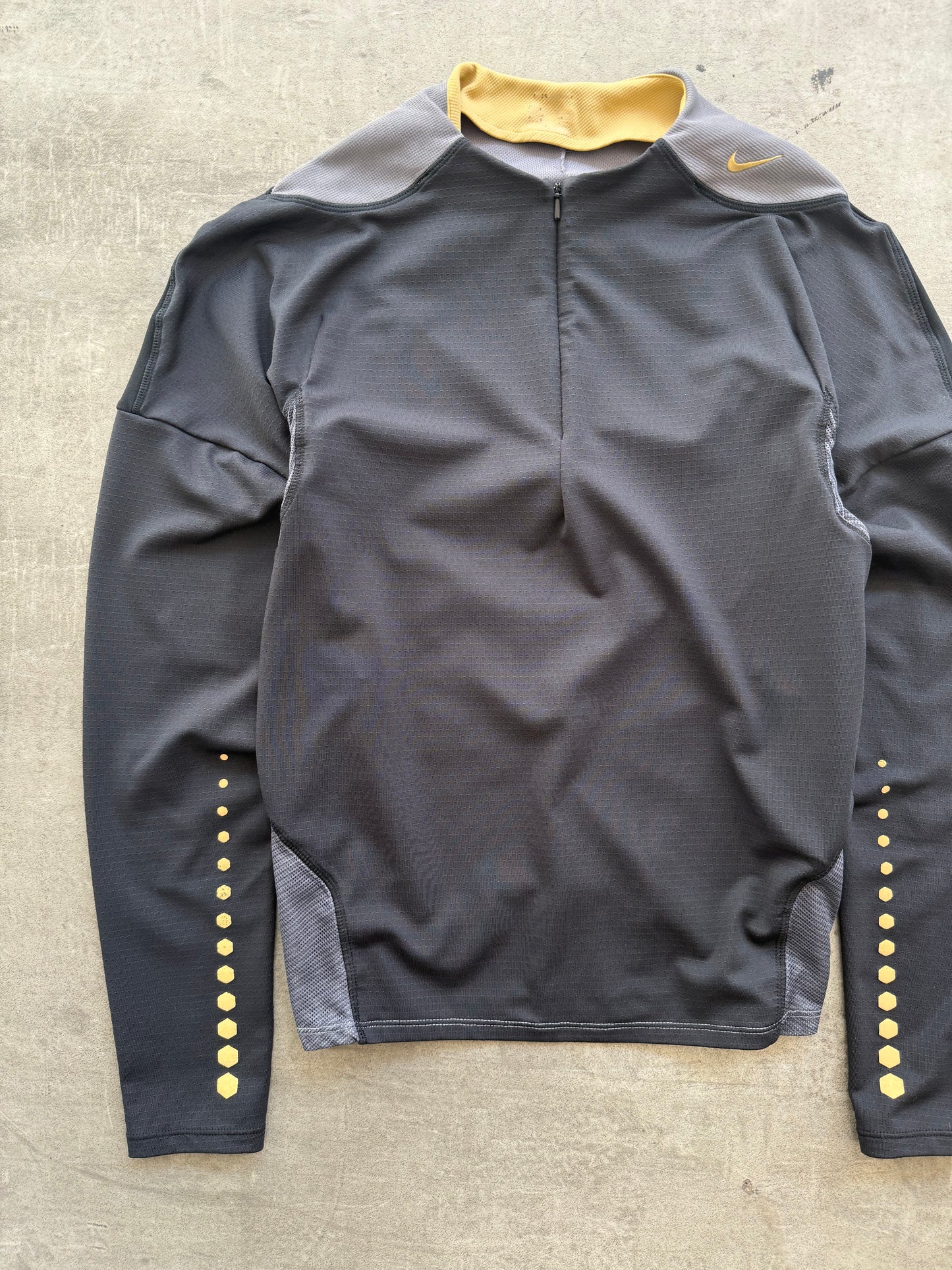 2005 Nike Sphere Tony Spackman Grey Toned Structured LS Top