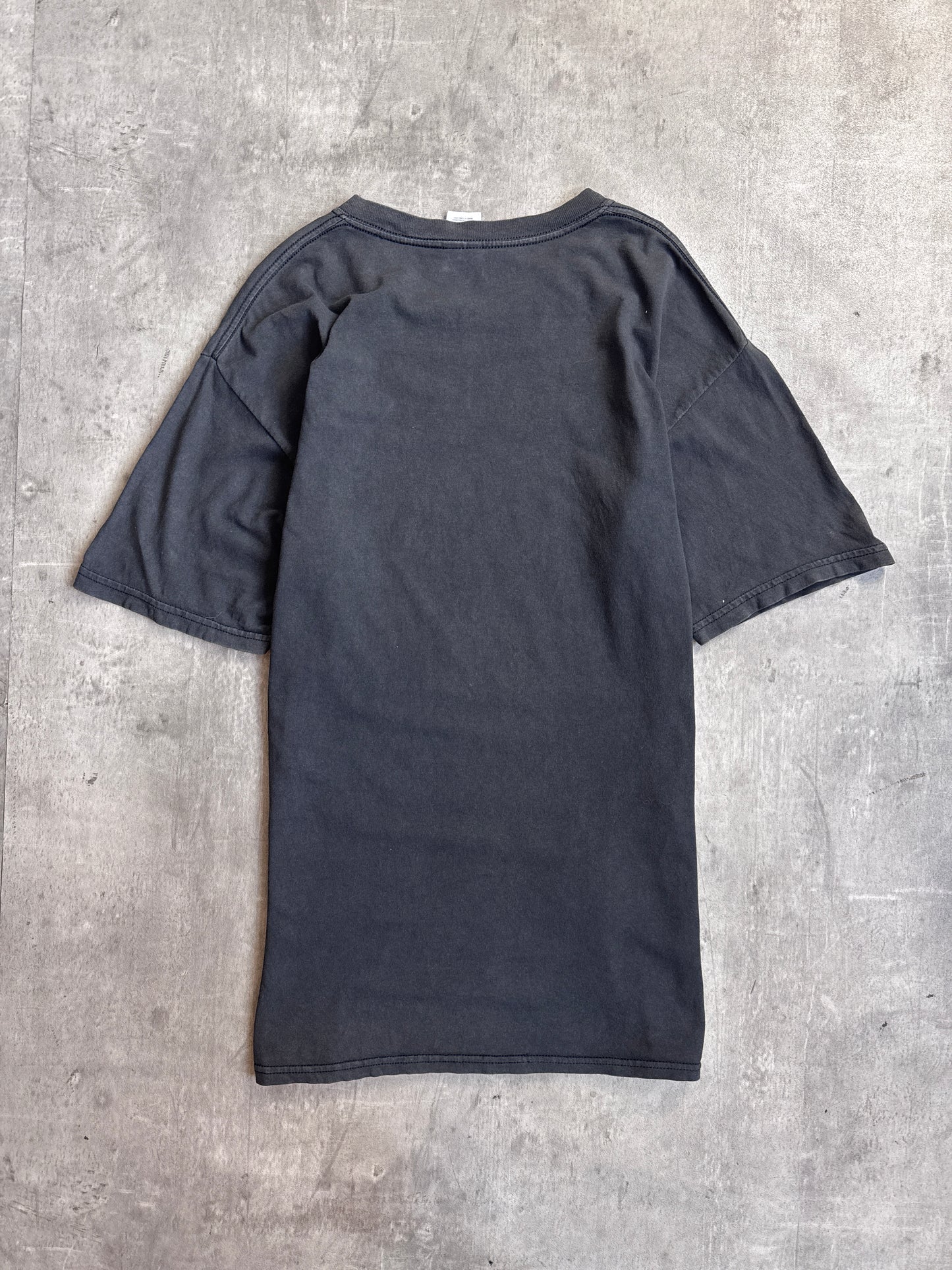 The Greatful Dead 2002 Graphic Tee