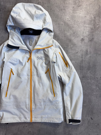 Arc'Teryx Sentinel Goretex Beige Lightweight Tech Jacket