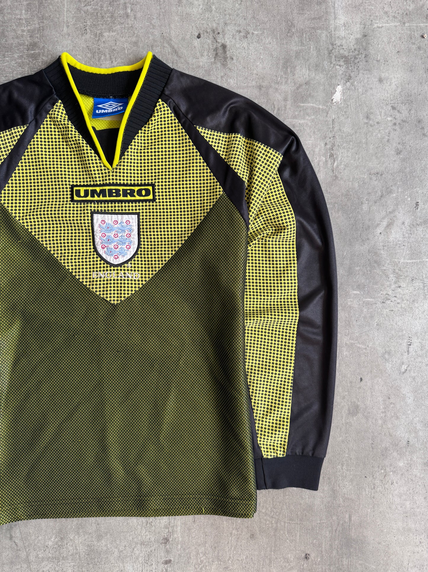 1998-1999 England x Umbro Goalkeeper Football Shirt