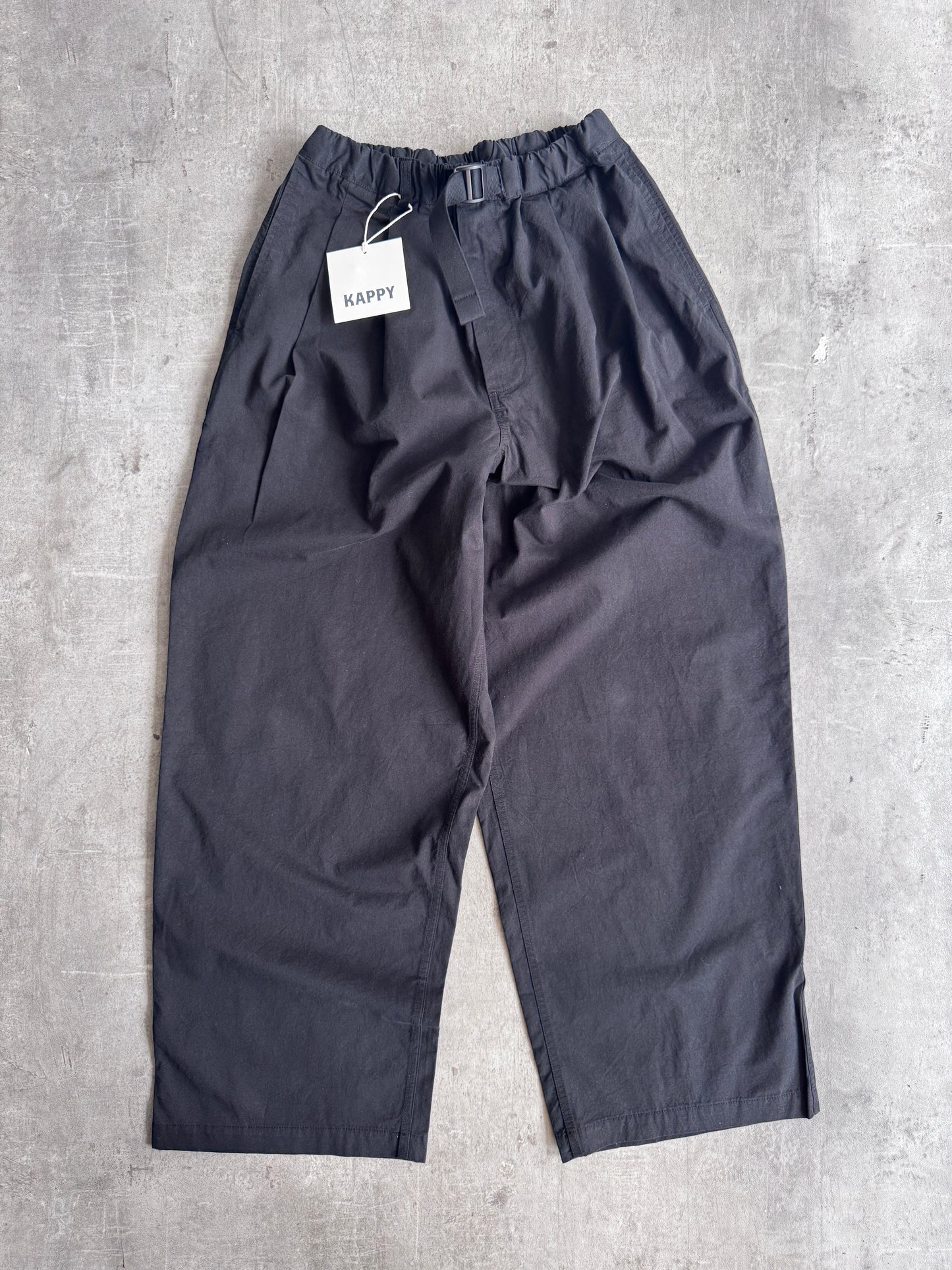 Kappy Korea Two Tuck Pleated Wide Pants - Black