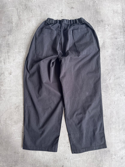Kappy Korea Two Tuck Pleated Wide Pants - Black