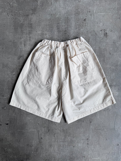 Kappy Korea Two Tuck Pleated Wide Half Pants - Cream