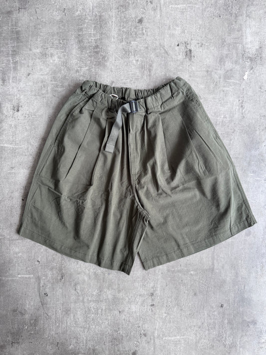 Kappy Korea Two Tuck Pleated Wide Half Pants - Khaki