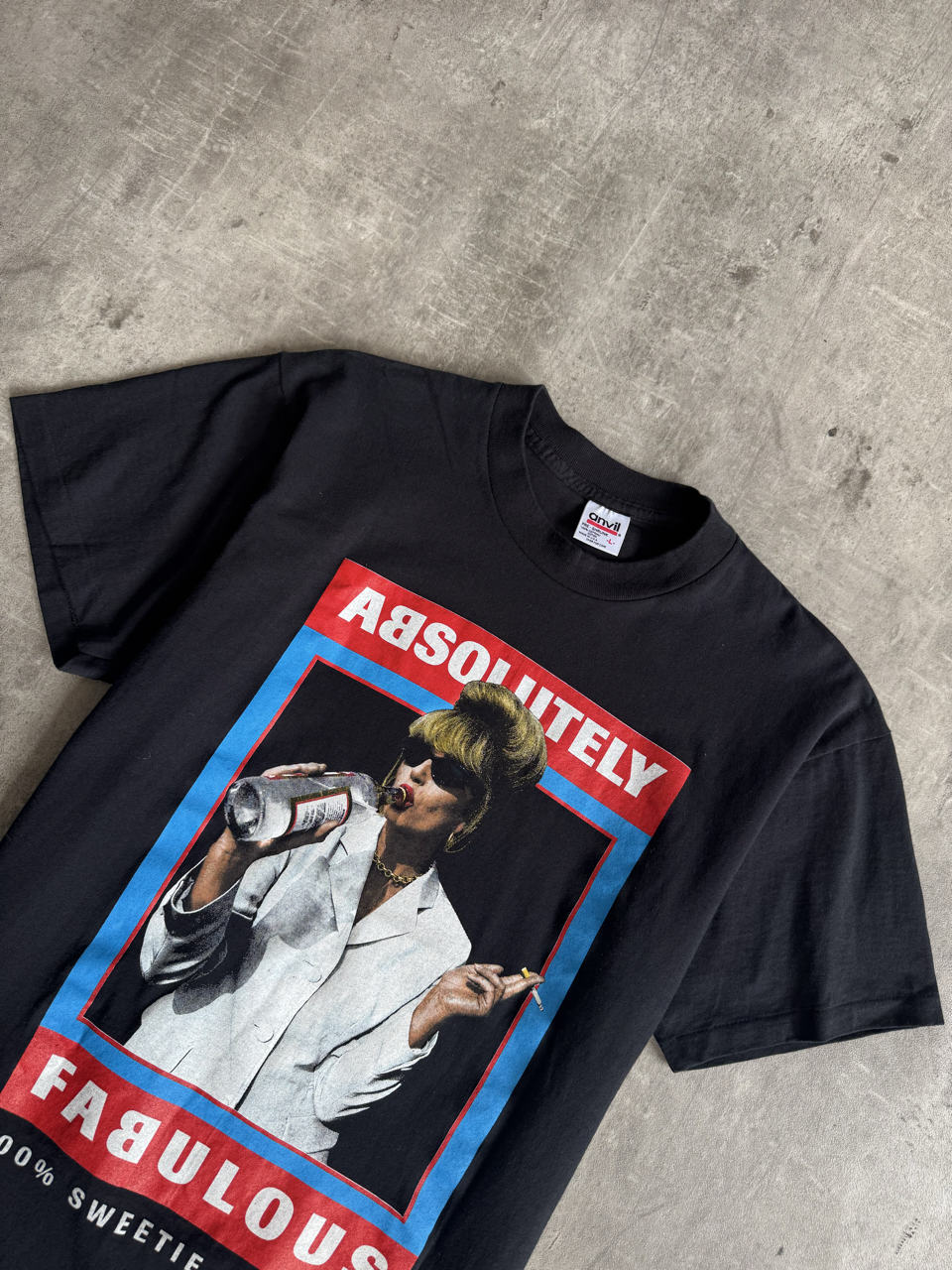 1995 Single Stitch Absolutely Fabulous "100% Sweetie Darling" Patsy Graphic Tee