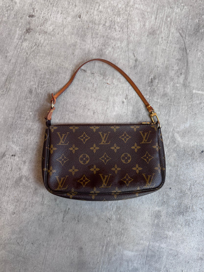 Louis Vuitton Monogram Pouchette