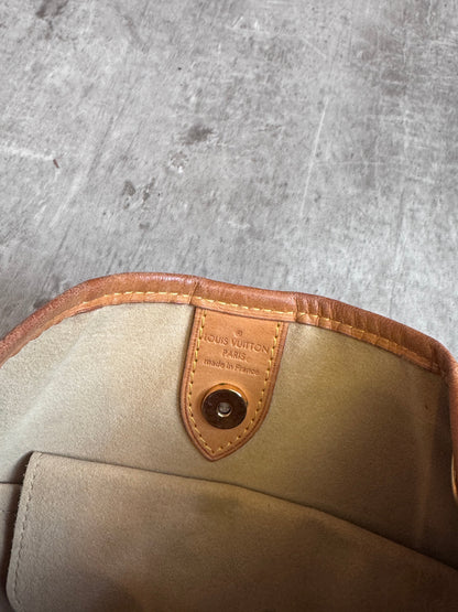 Louis Vuitton Galleria Monogram Shoulder Bag