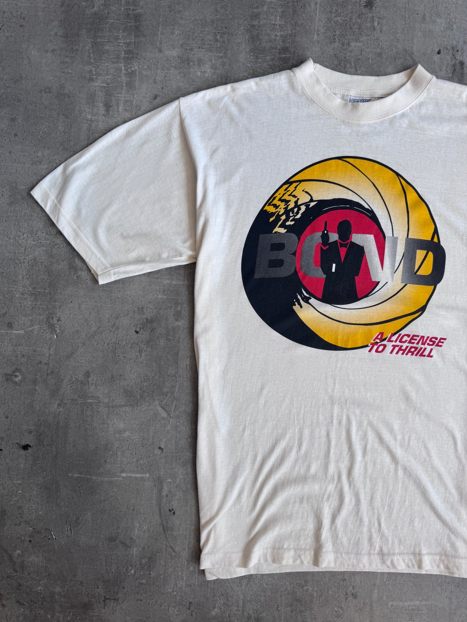 1989 James Bond A Lisence To Kill Promo Graphic Tee
