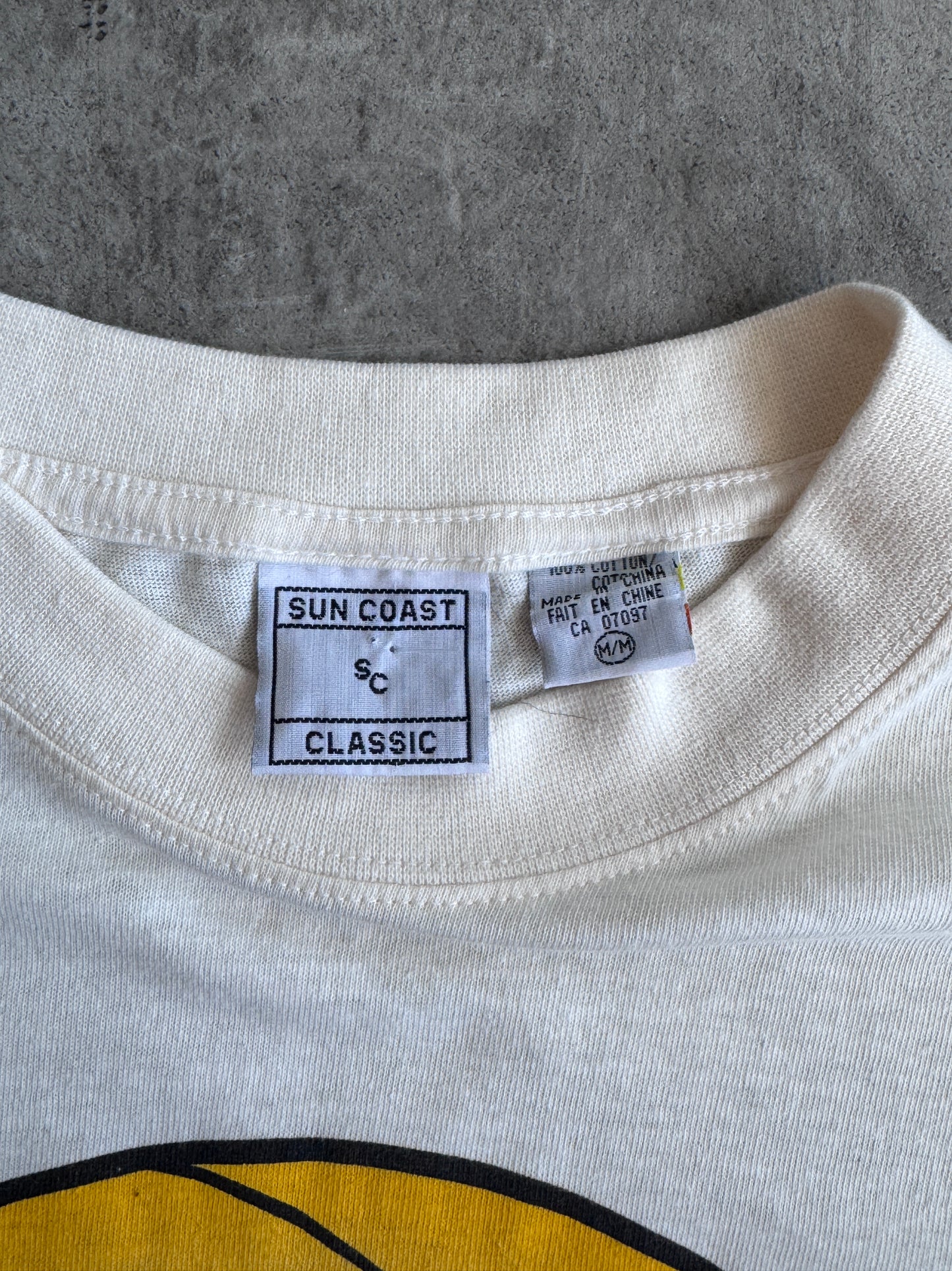 1989 James Bond A Lisence To Kill Promo Graphic Tee