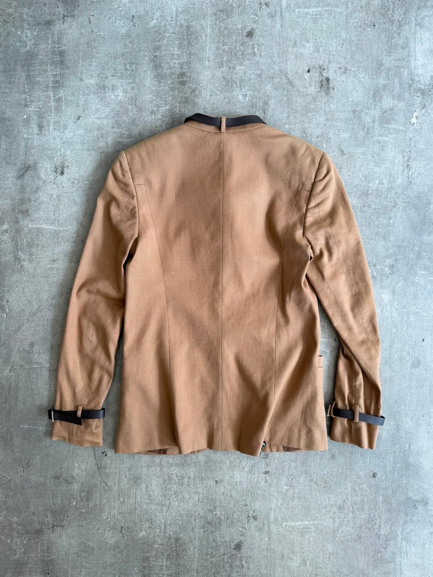 2010 Gucci Belted Mandarin Collar Tailored Blazer Jacket