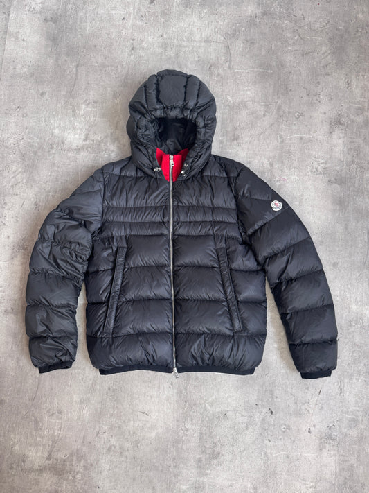 Moncler Dist Clamart Black Nylon Goose Down Red Rib Knit Detailed Puffer