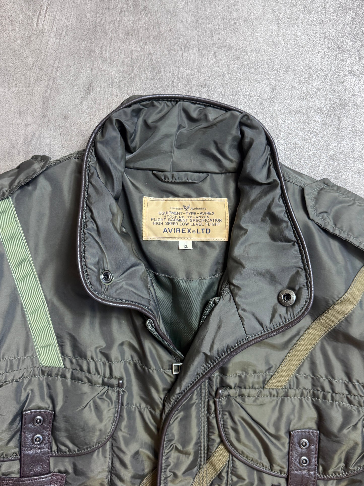 Avirex Type 28-A6755 Multi Pocket Padded Coat