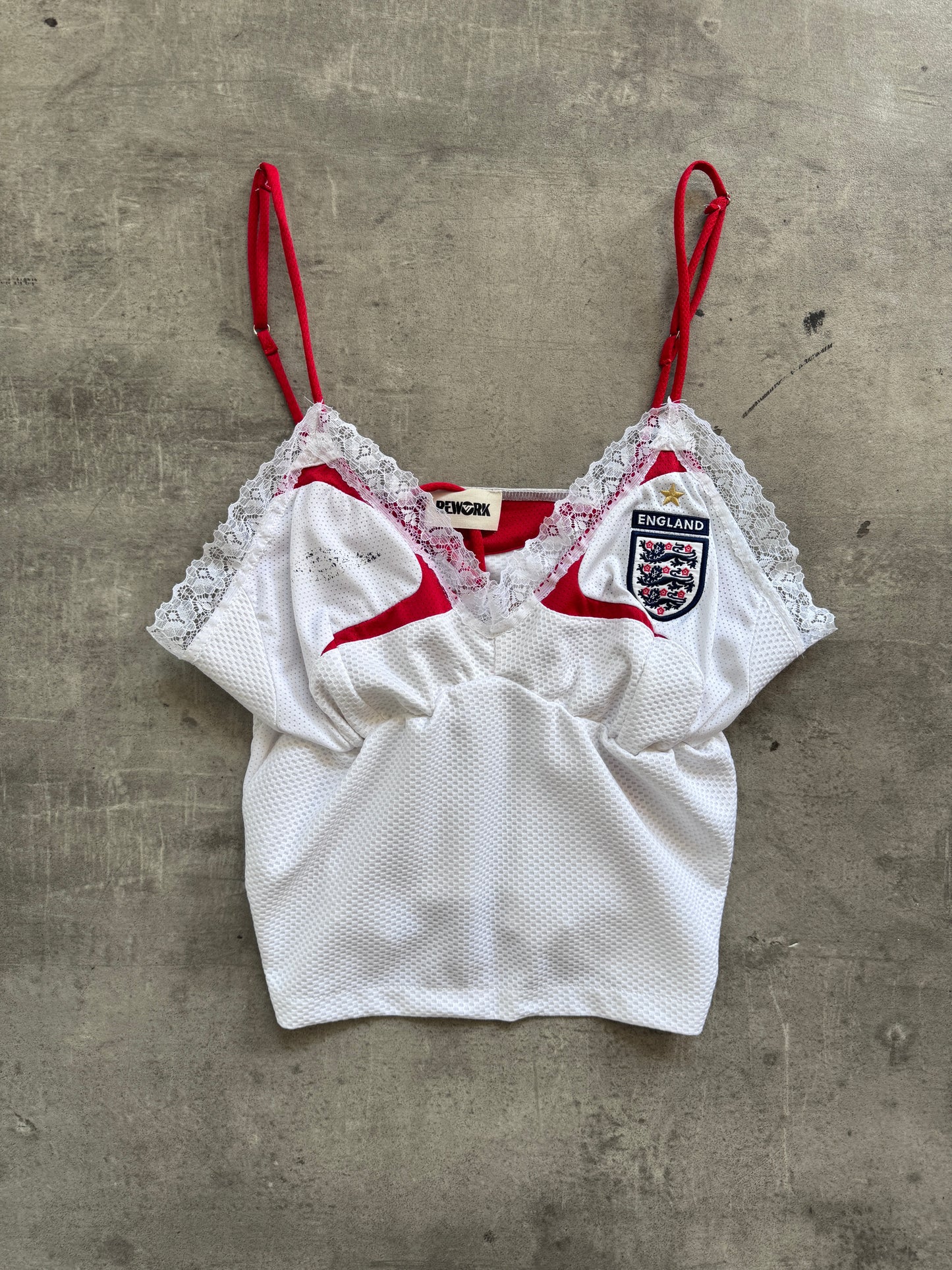 VT Rework : England Football Lace Detail Cami Top