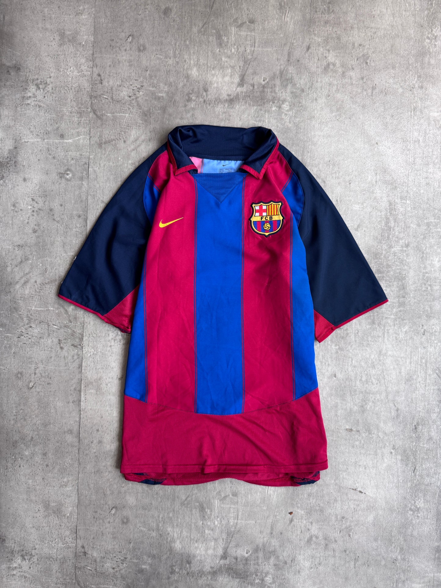 2003/04 Barcelona Home Nike Football Shirt