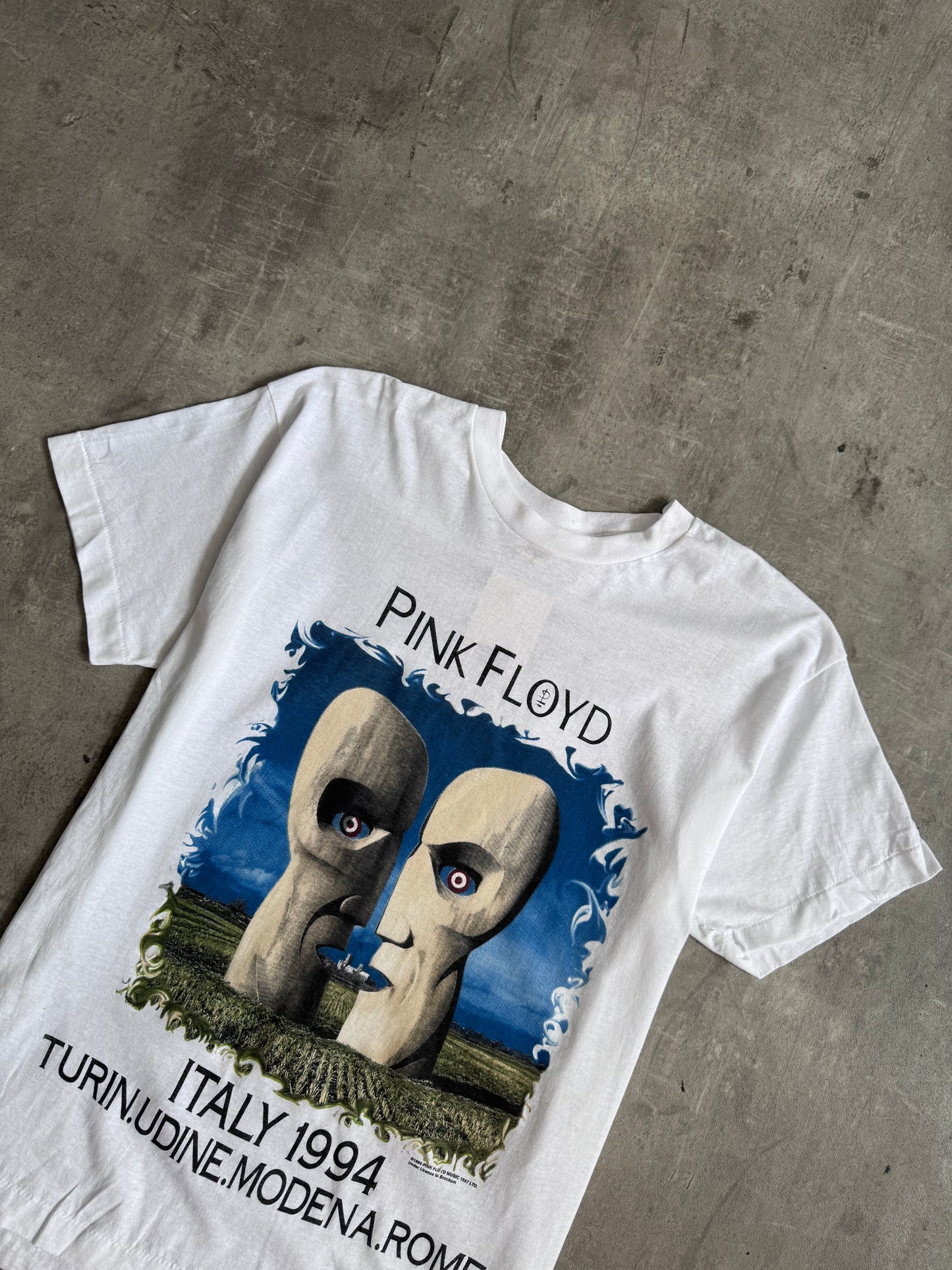 1994 Single Stitch Pink Floyd "The Division Bell" Europe Tour Promo Graphic Tee